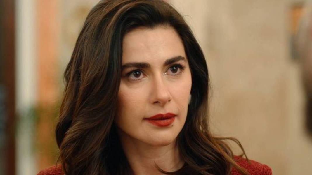 Ünlü oyuncudan kötü haber geldi! Geçirdiği kaza sonrası apar topar hastaneye kaldırıldı 3